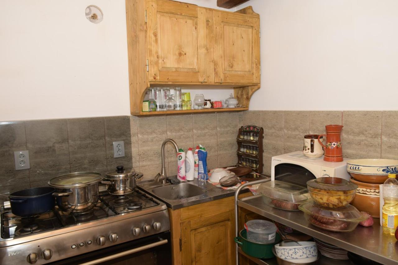 Cabanele Rus Budeşti Exteriör bild
